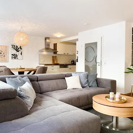 Genuss - Im Weindorf An Der Mosel *